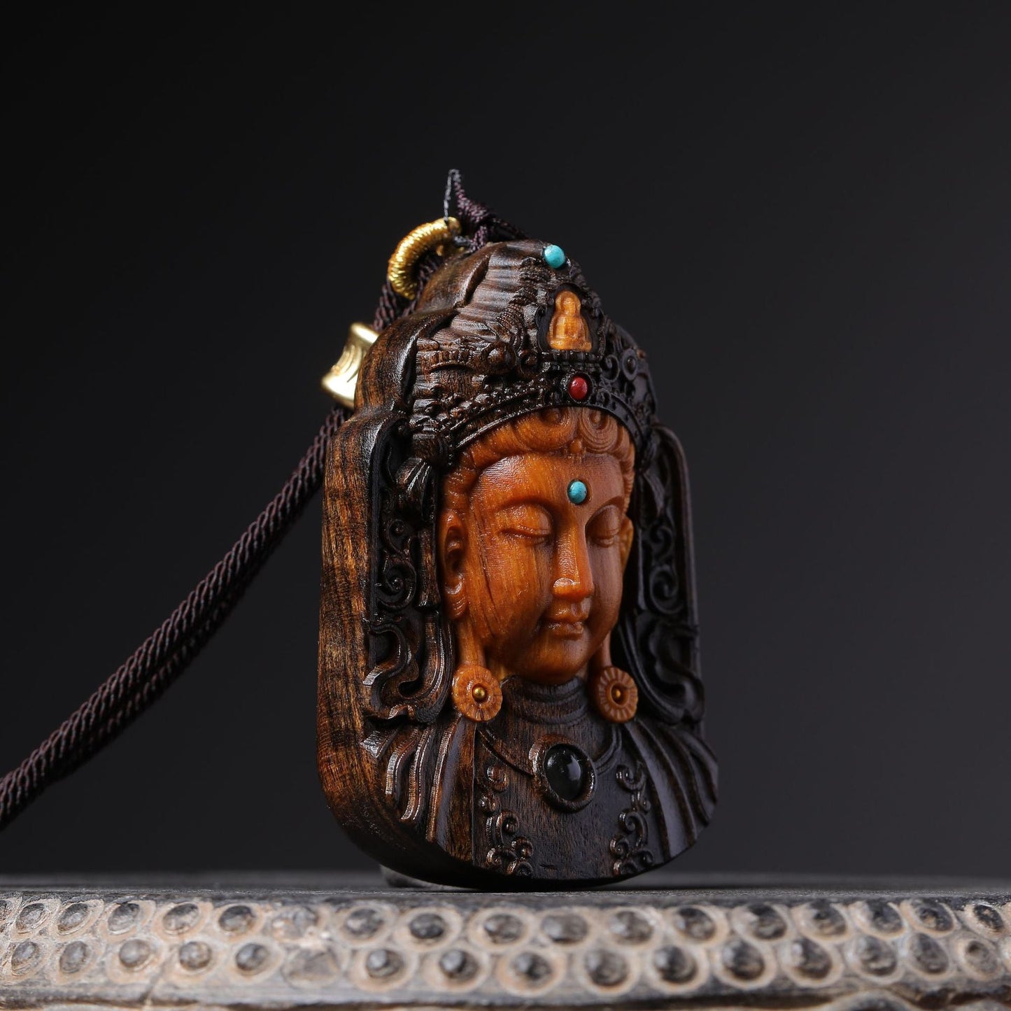 Agarwood Carving Mudu Guanyin Projection Wooden Carving Crafts Pendant Car Pendant Decorations