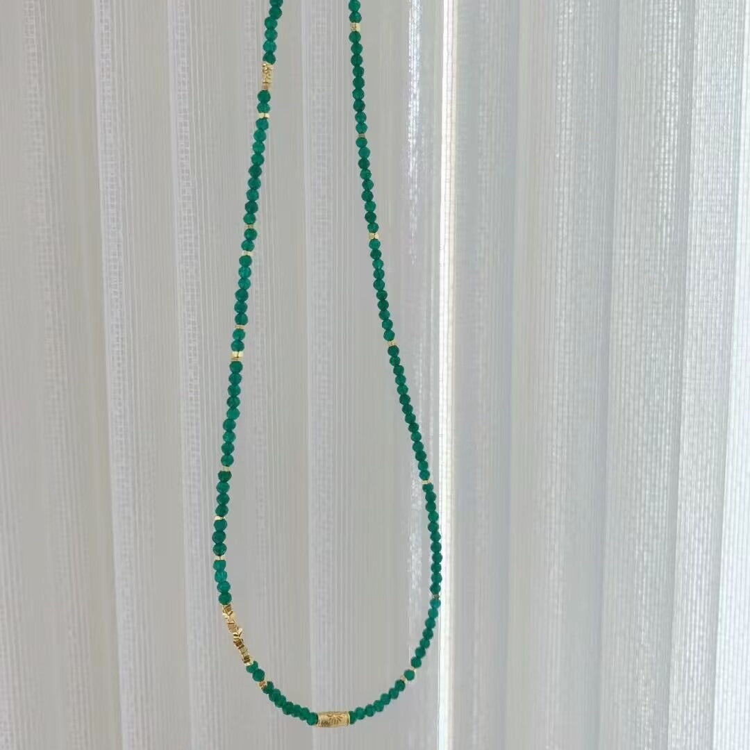 Green Spinel Beaded Necklace Light Luxury Fashion Collarbone Chain Vintage High-end Jewelry Accessories