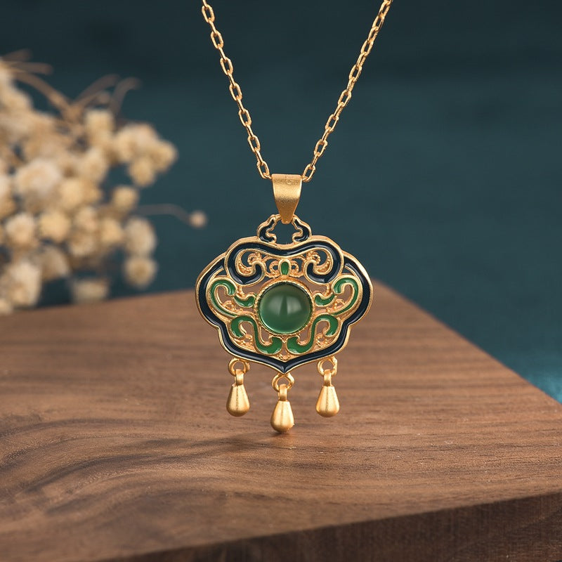 Jewelry Live with Goods Inlaid Green Chalcedony Vintage Palace Style Enamel Ancient Method Golden Flower Silk Ruyi Lock Bag Necklace Women