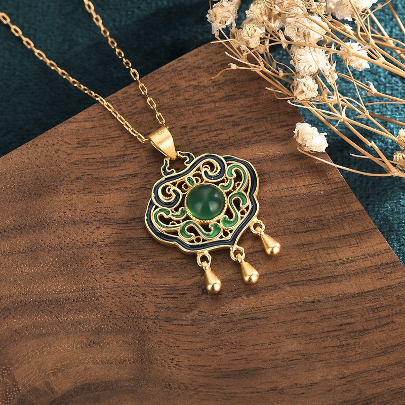 Jewelry Live with Goods Inlaid Green Chalcedony Vintage Palace Style Enamel Ancient Method Golden Flower Silk Ruyi Lock Bag Necklace Women