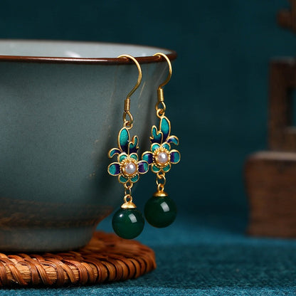 Elegante natürliche Chalcedon Orchidee buddhistisch inspirierte Ohrringe