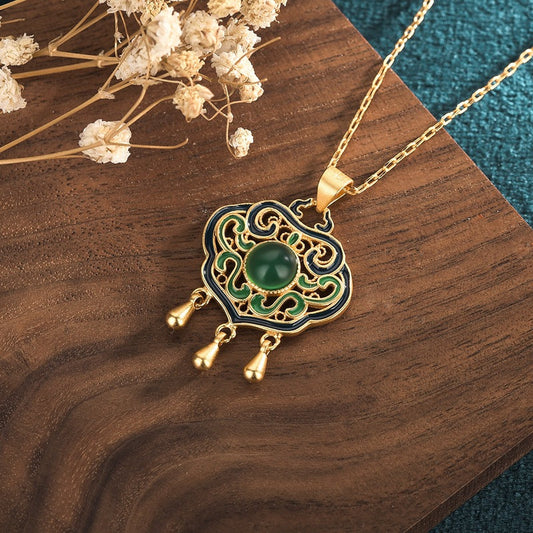 Jewelry Live with Goods Inlaid Green Chalcedony Vintage Palace Style Enamel Ancient Method Golden Flower Silk Ruyi Lock Bag Necklace Women