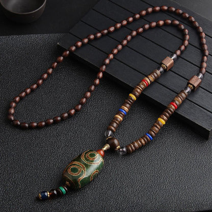Handgemachte buddhistische Halskette aus Holzperlen im Vintage-Stil aus Nepal