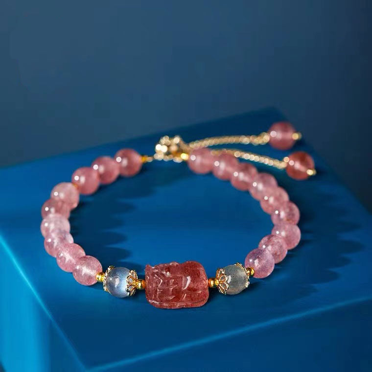 Moonlight Forest Crystal Pixiu Bracelet With Elegant Minimalist Style